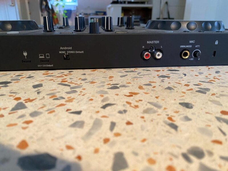 Pioneer DDJ-FLX4 DJ Controller Like New – Rekordbox and Serato Compatible - Image 4